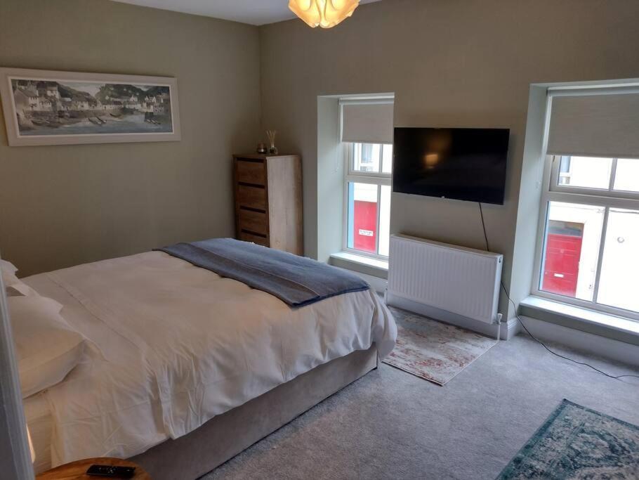 White Birds Townhouse In Sligo Town Center Leilighet Eksteriør bilde